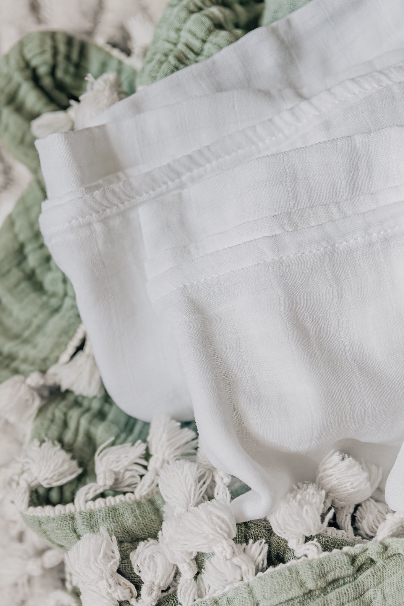 Tiny Muslin Blanket Set for Preemie Babies - Soft and Versatile Comfort