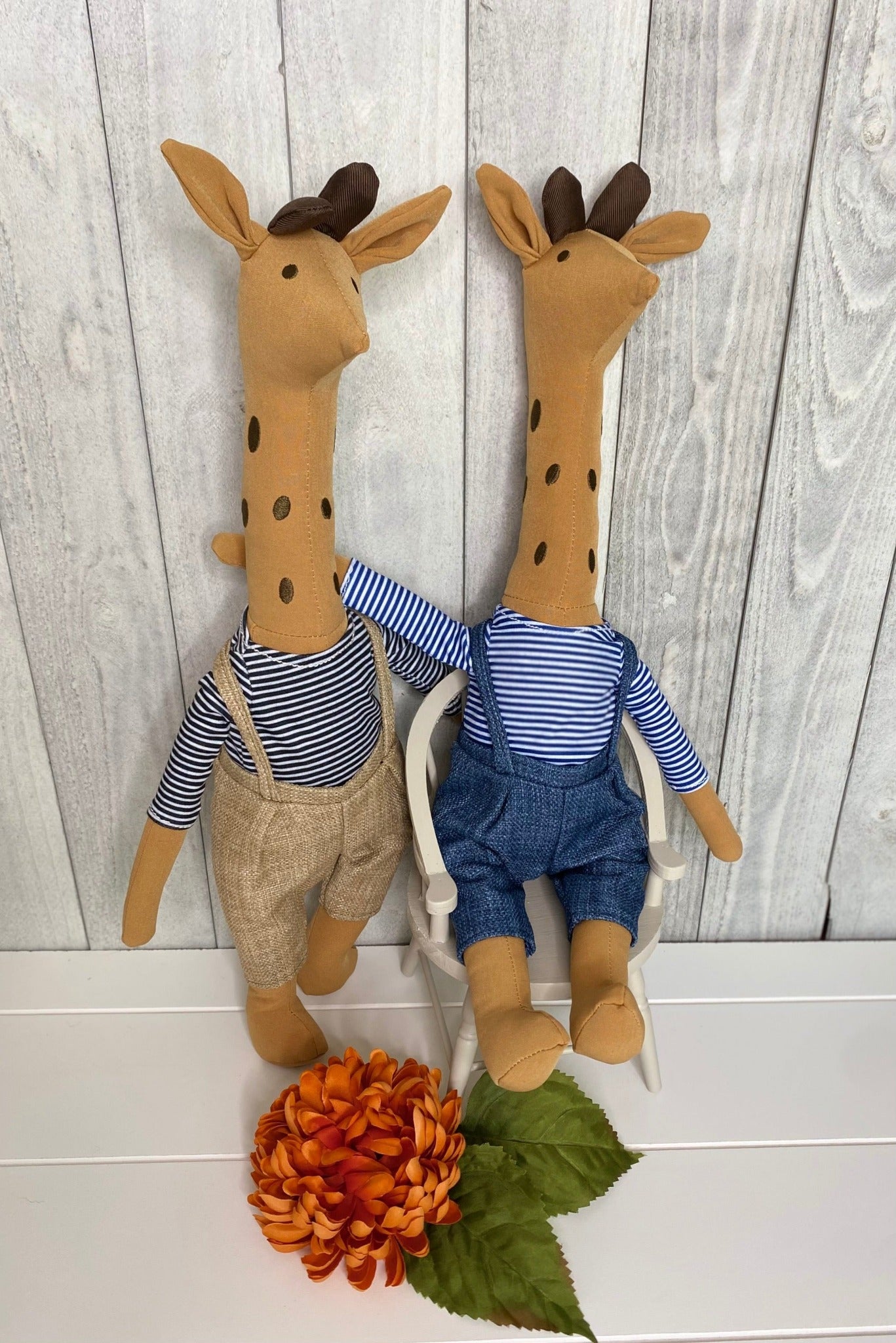 Giraffe Brothers Plush Animal Toys - Adorable Companions for Imaginative Play